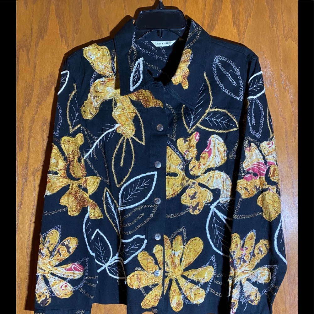 Chico’s Vintage Jacket Stunning Detail And Embroidery Size L